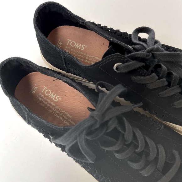 TOMS Black Sneaker Shoes Lace up Braided Suede Sz 9 - Picture 3 of 8